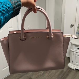 Michael Kors purse
